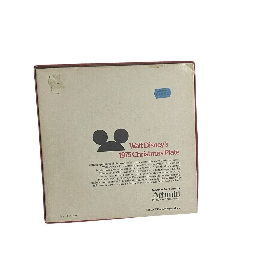 Vintage 1975 Schmid Walt Disney's Christmas Plate Mickey Goofy Donald 7.5